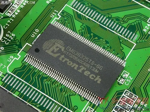 Featured image of post DRAM缺货！旺季提前爆发 台湾半导体皆涨停